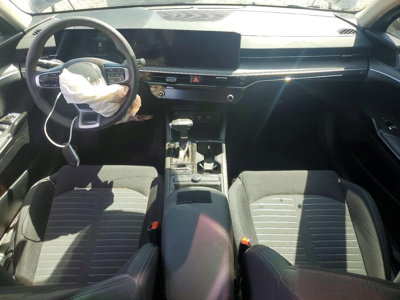 KIA K5 2025 — 9