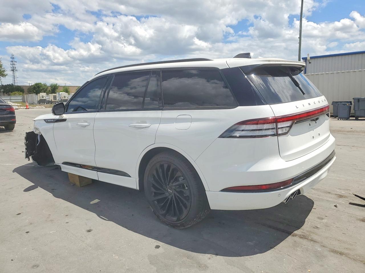 LINCOLN AVIATOR 2025 — 3