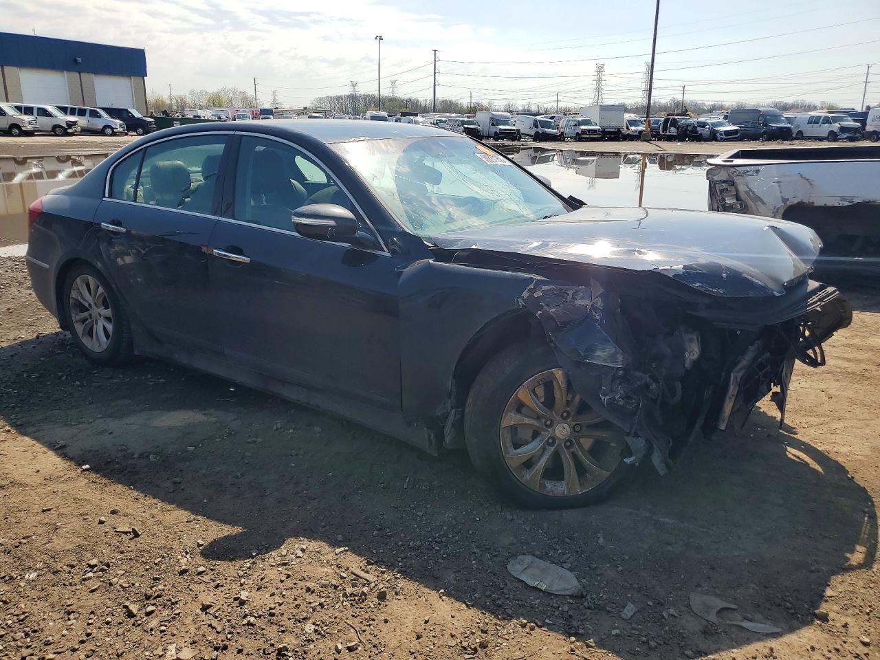 HYUNDAI GENESIS 2012 — 5