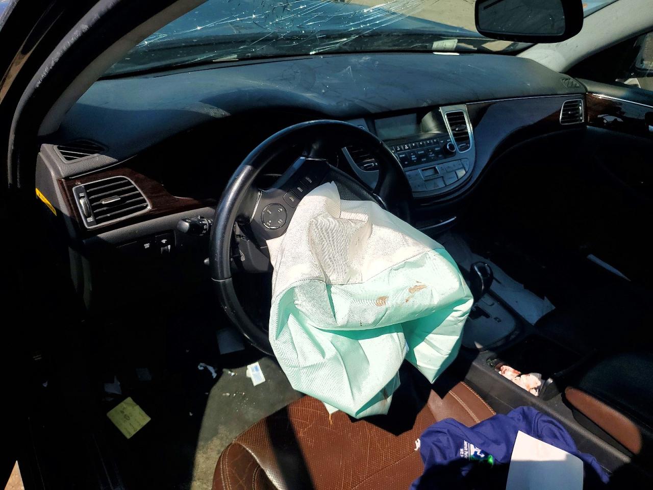 HYUNDAI GENESIS 2012 — 9
