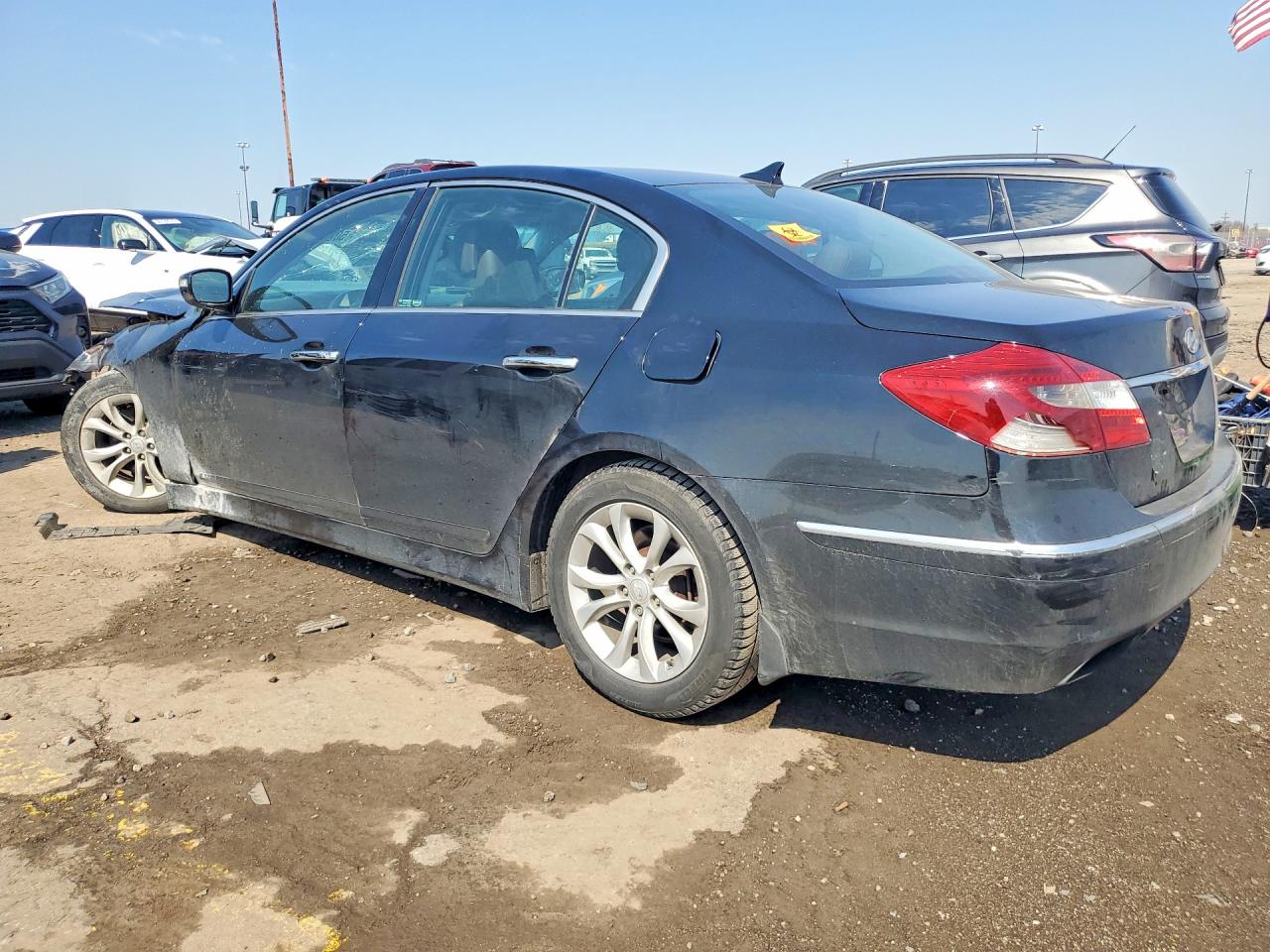 HYUNDAI GENESIS 2012 — 3