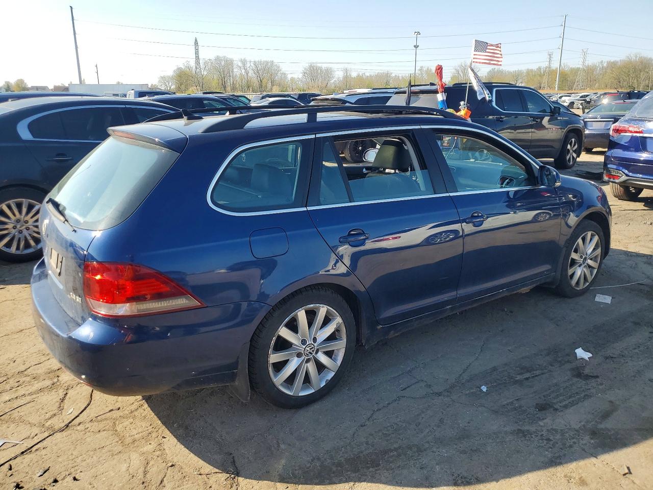 VOLKSWAGEN JETTA 2011 — 4