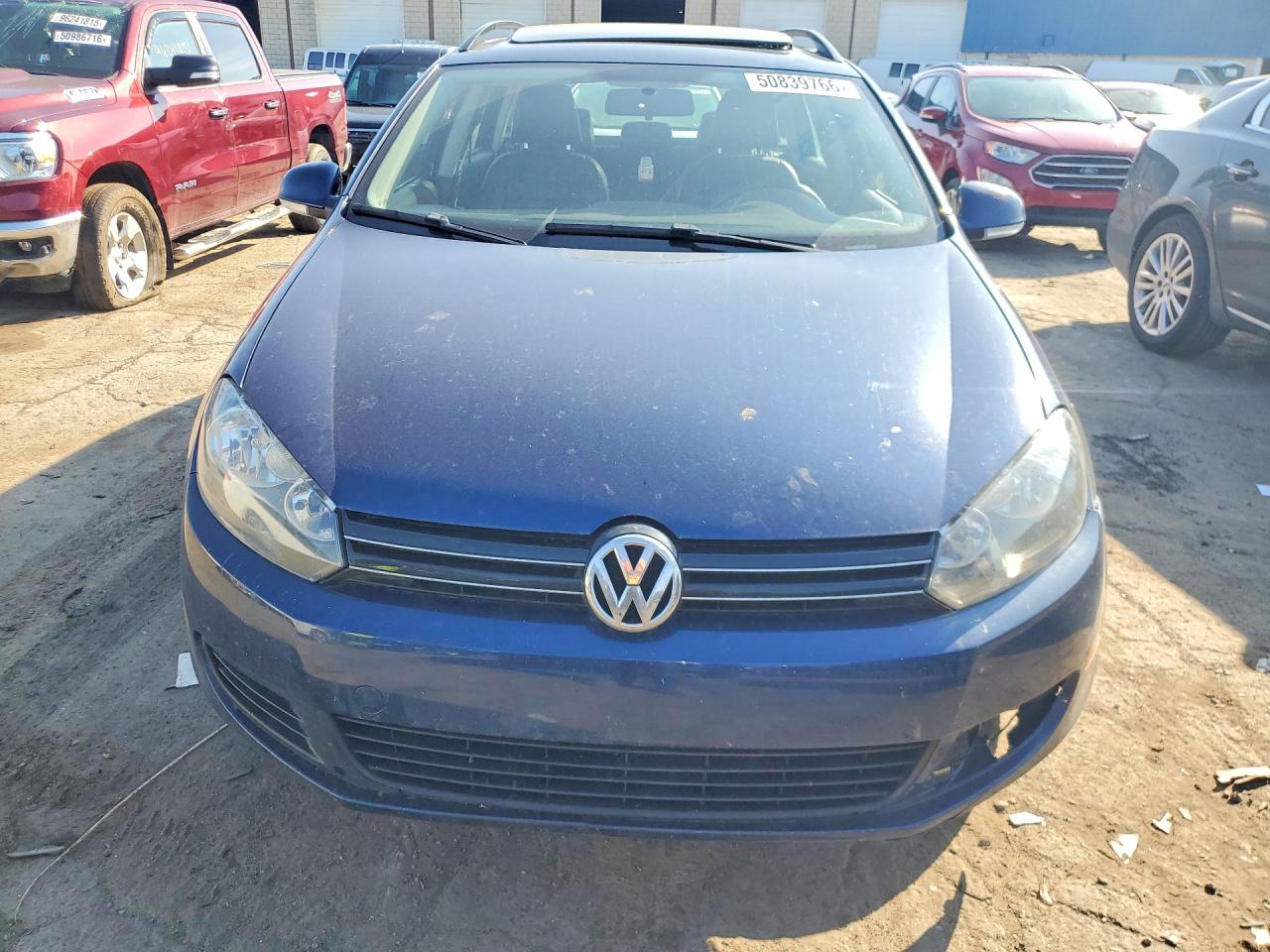 VOLKSWAGEN JETTA 2011 — 6