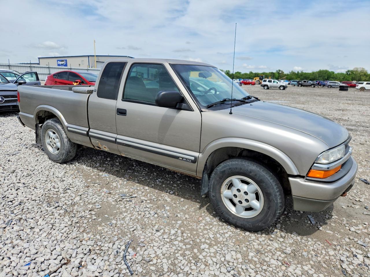 2001 CHEVROLET S TRUCK S10