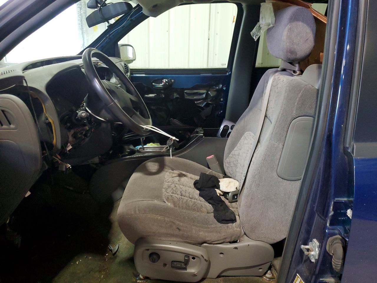 GMC ENVOY 2004 — 8