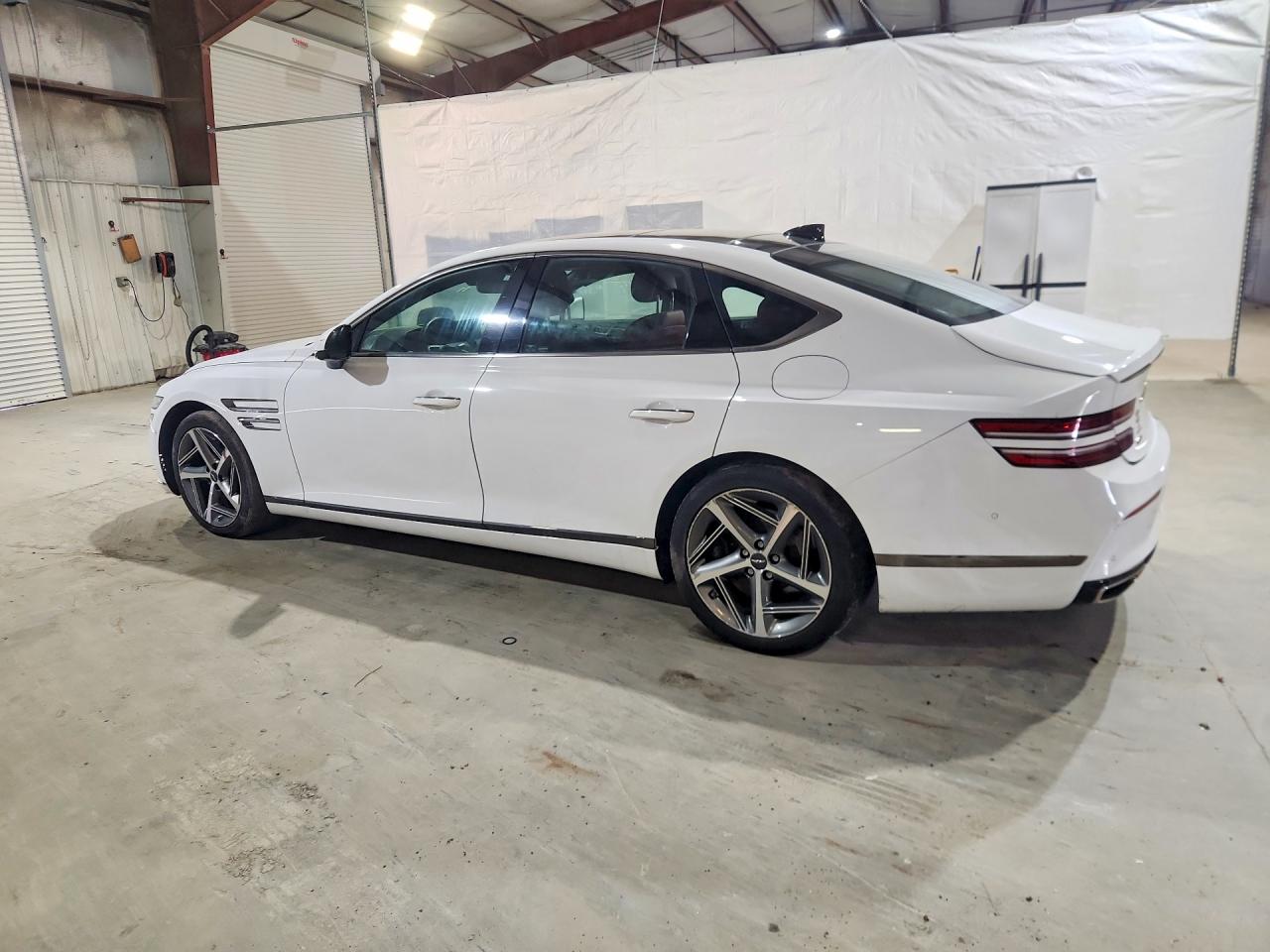 GENESIS G80 2023 — 3