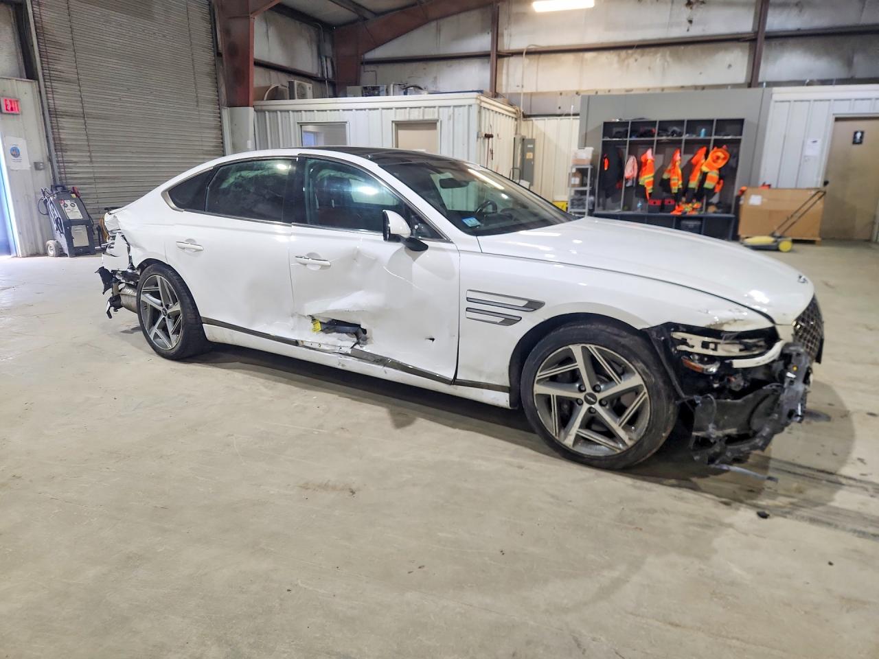 GENESIS G80 2023 — 5