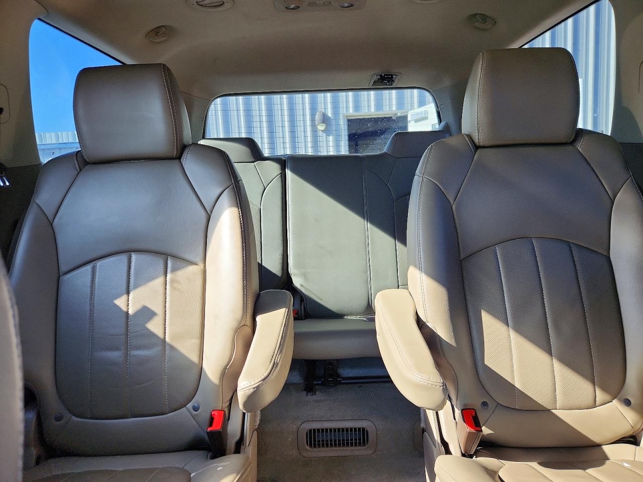 GMC ACADIA 2015 — 11