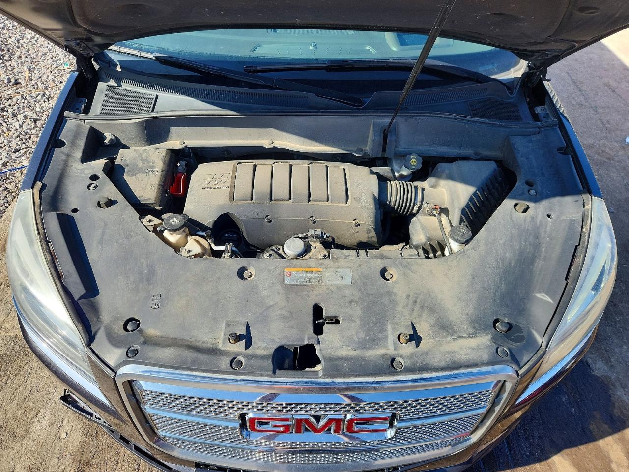 GMC ACADIA 2015 — 13