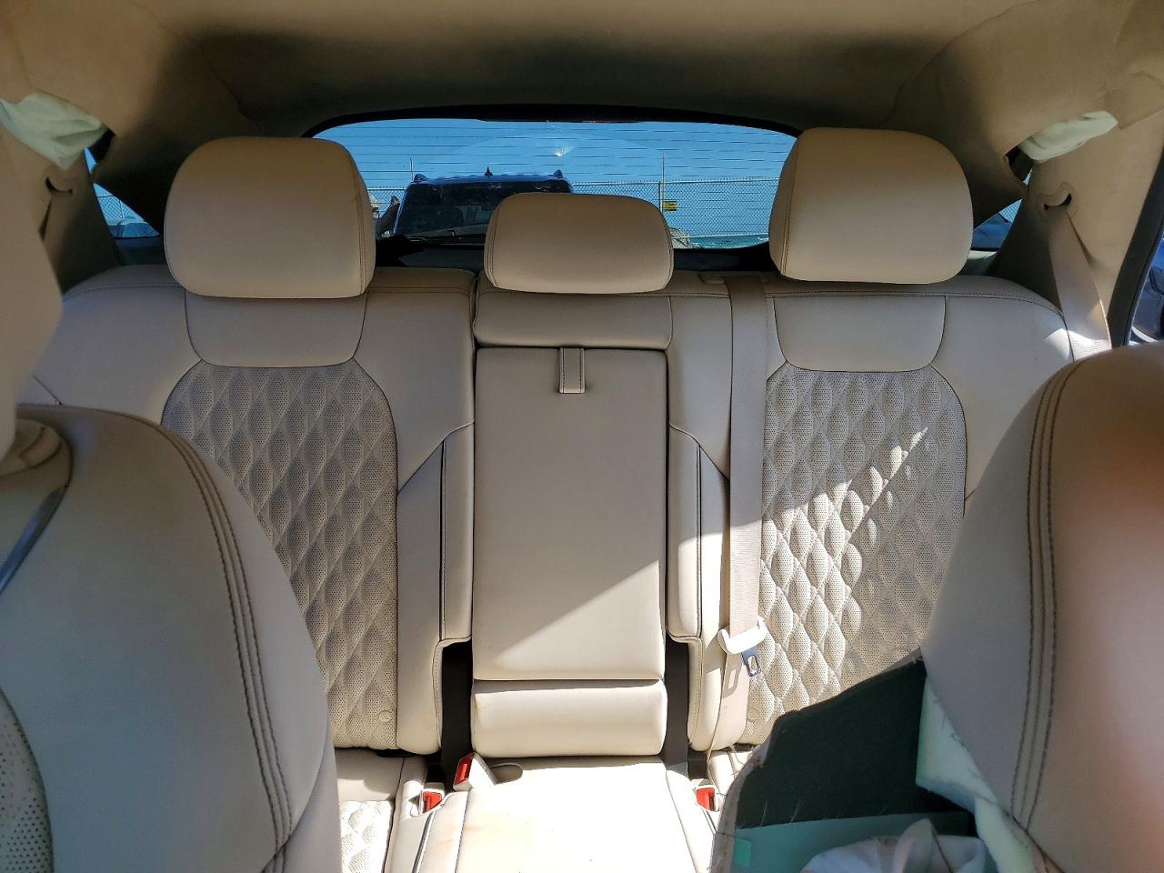 GENESIS GV70 2022 — 11