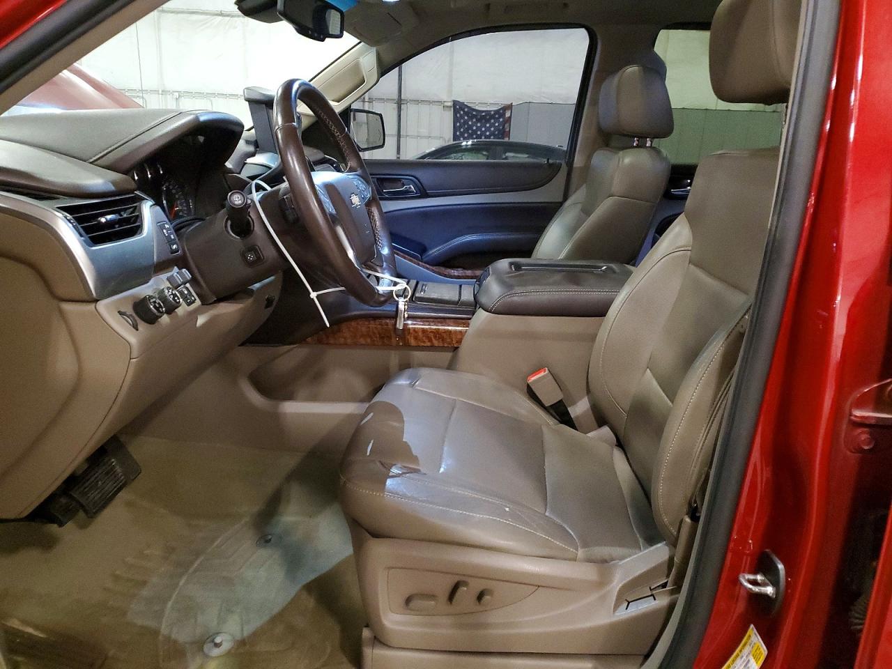 CHEVROLET SUBURBAN 2015 — 8