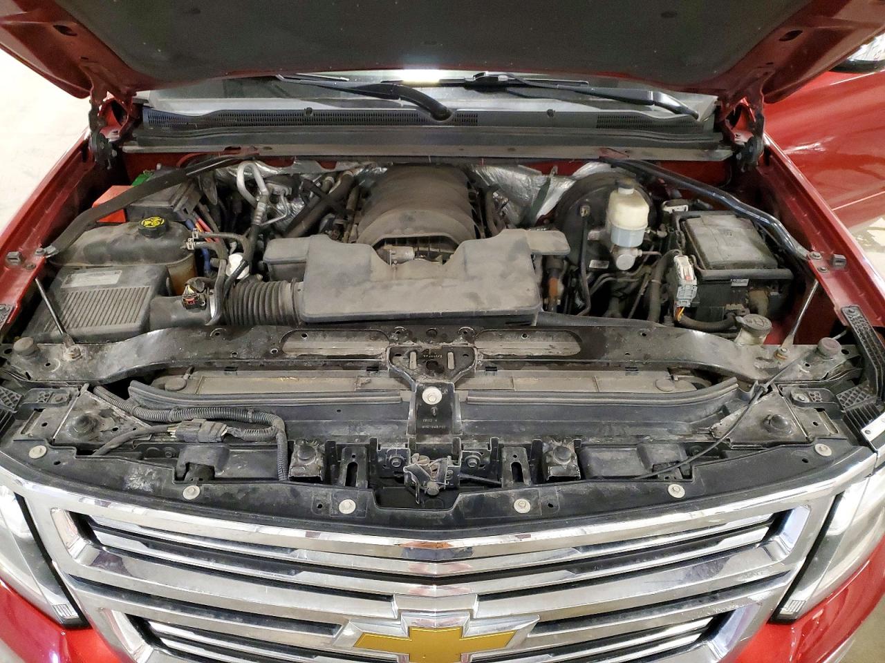 CHEVROLET SUBURBAN 2015 — 13