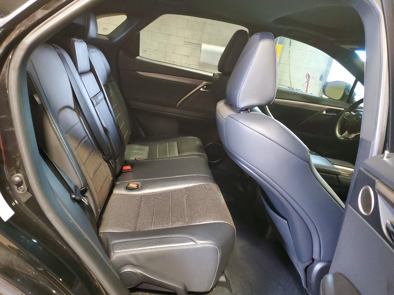 LEXUS RX 350 2019 — 12