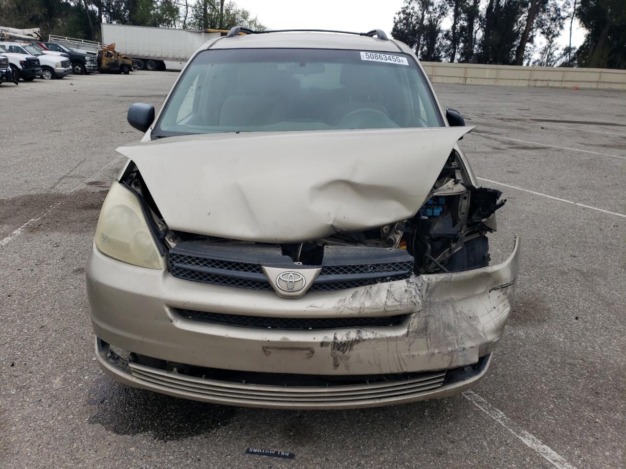 TOYOTA SIENNA 2004 — 6