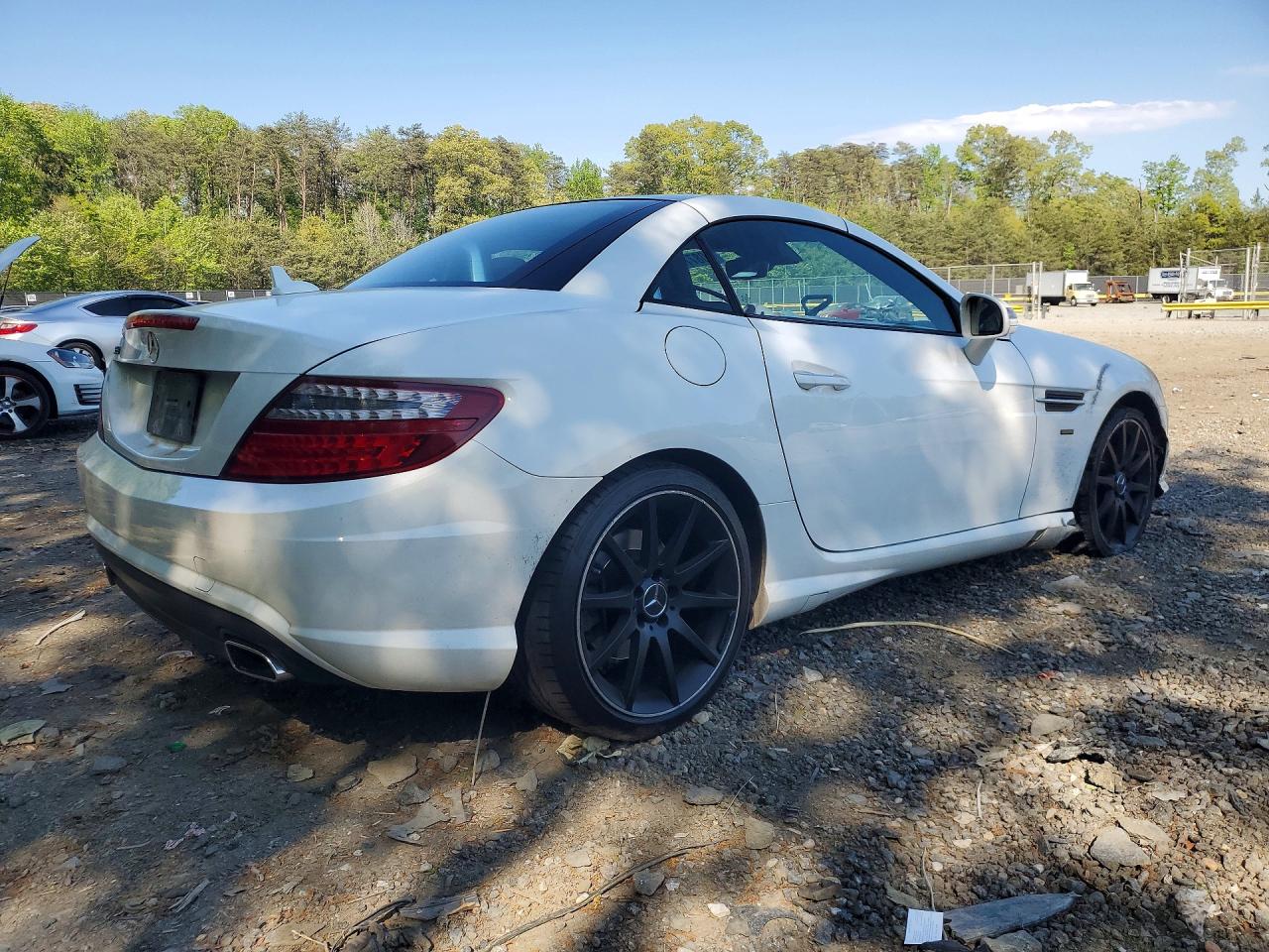 MERCEDES-BENZ SLK 2015 — 4