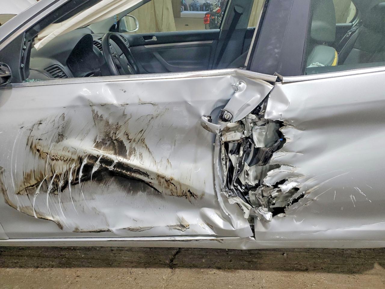 VOLKSWAGEN JETTA 2008 — 8