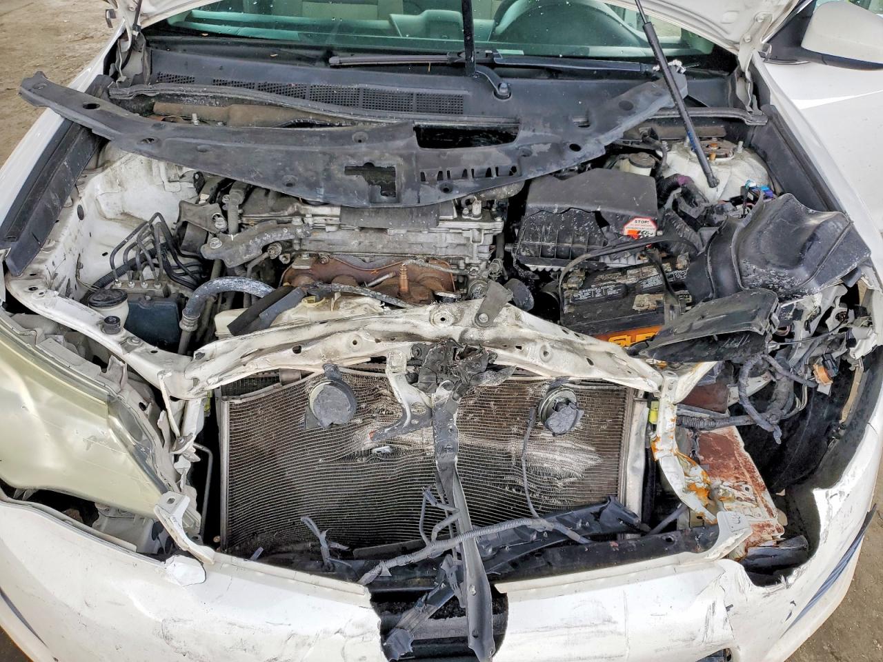 TOYOTA CAMRY 2013 — 12