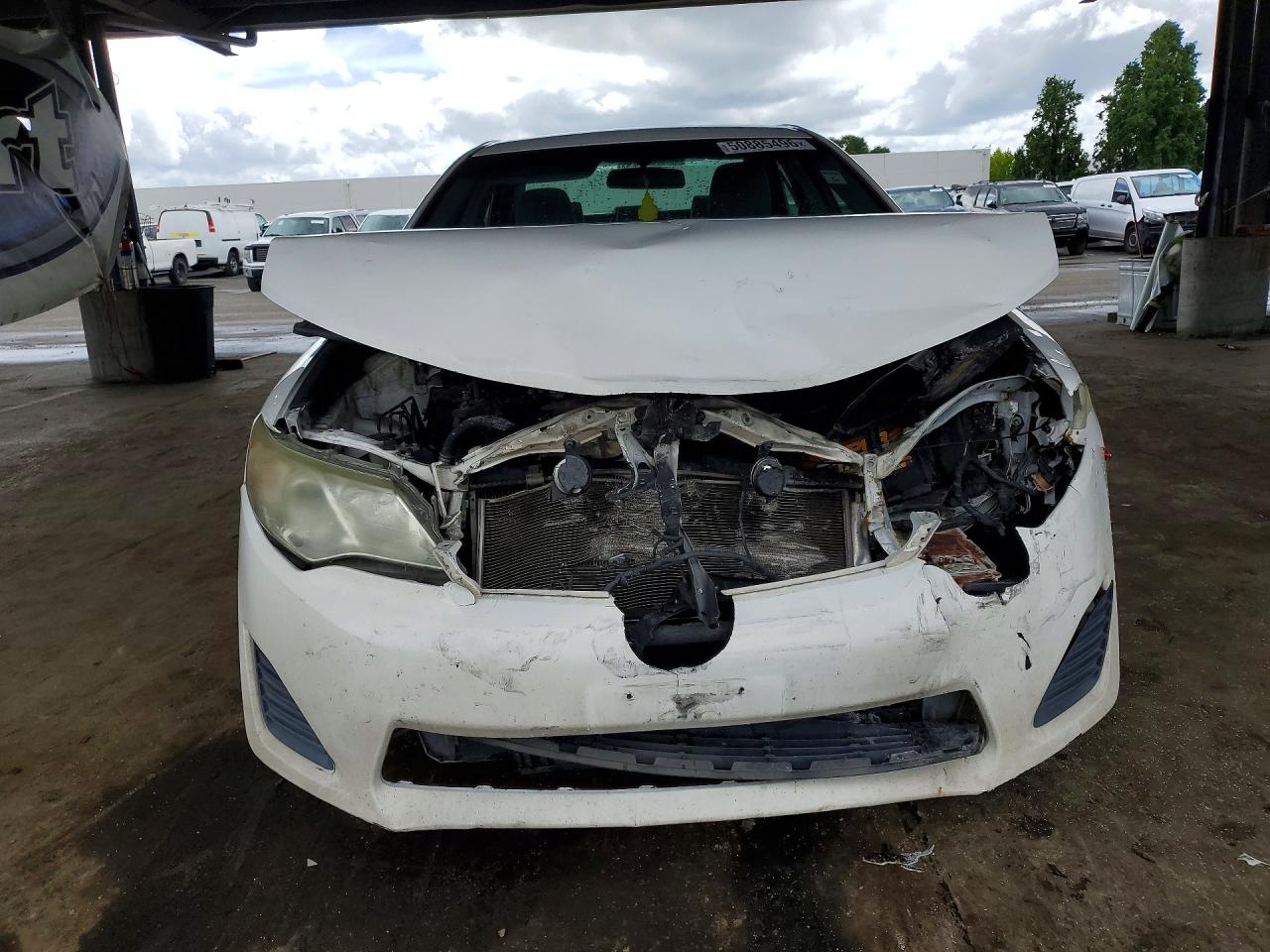 TOYOTA CAMRY 2013 — 6