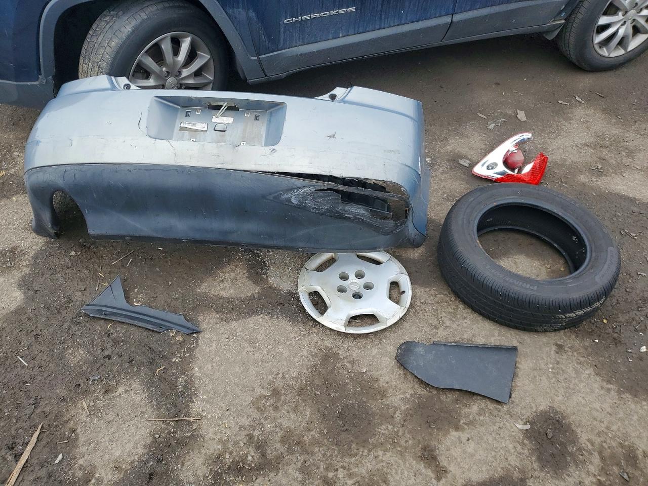 PONTIAC G6 2008 — 13