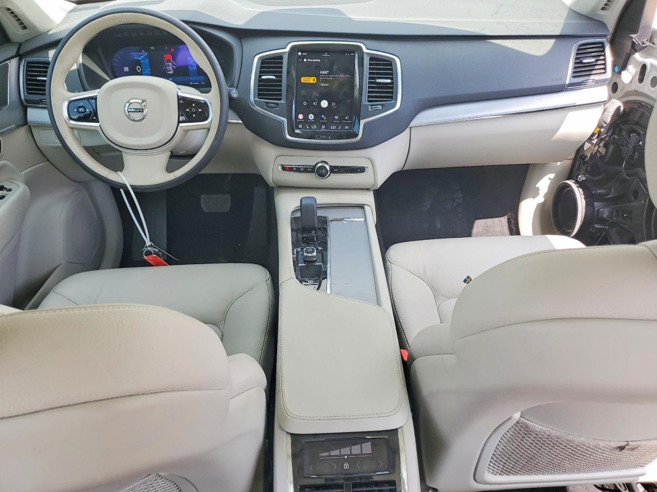 VOLVO XC90 2025 — 9