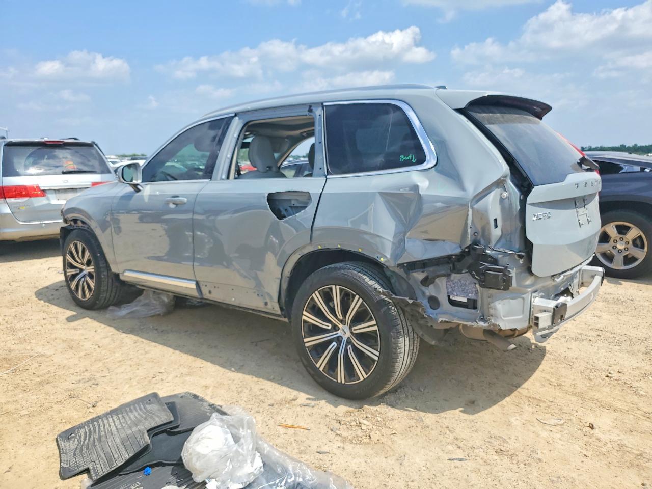 VOLVO XC90 2025 — 3