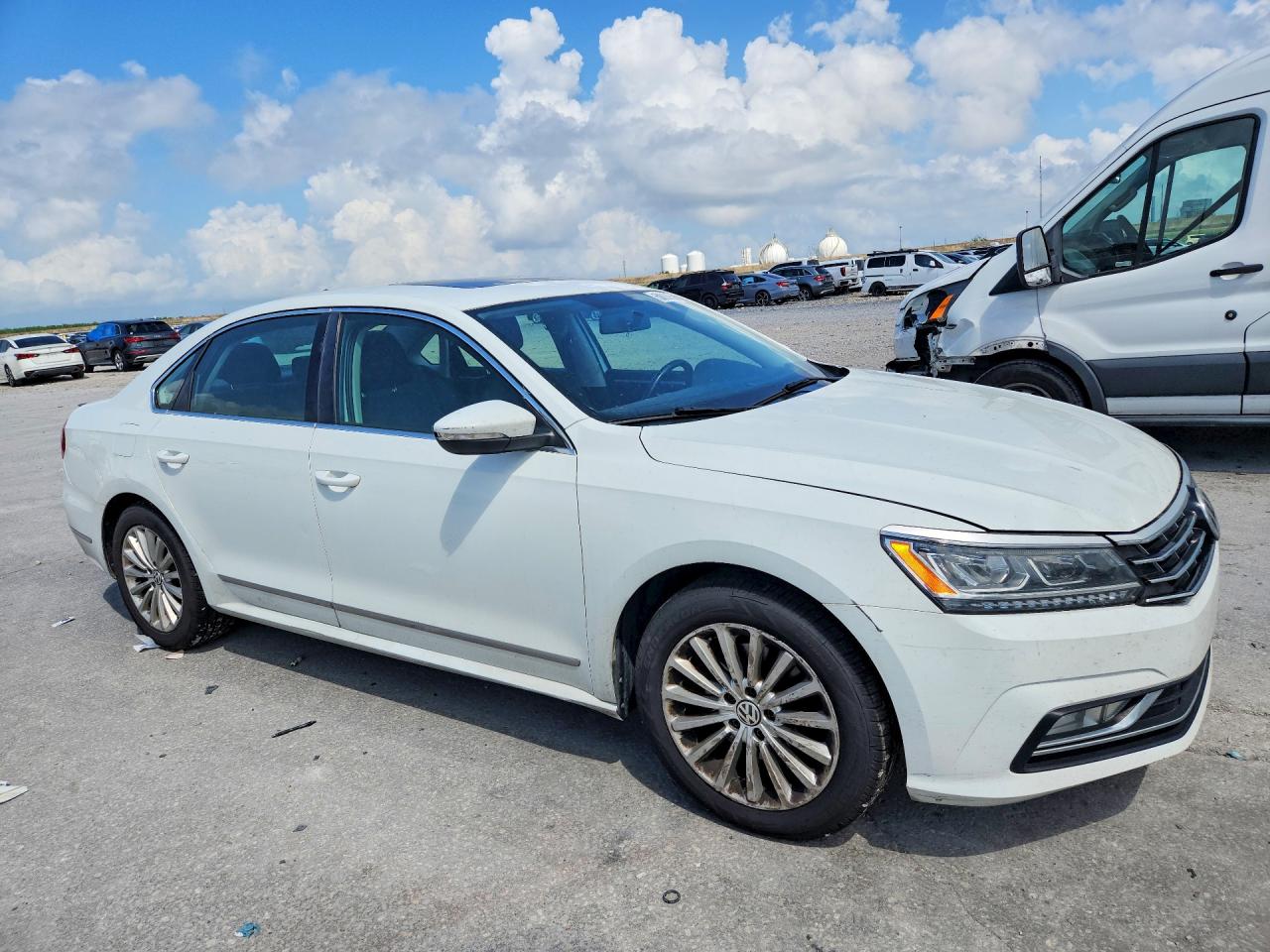 VOLKSWAGEN PASSAT 2016 — 5