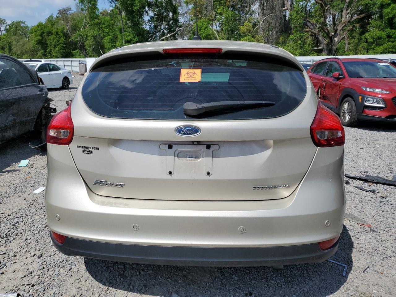 FORD FOCUS 2018 — 7