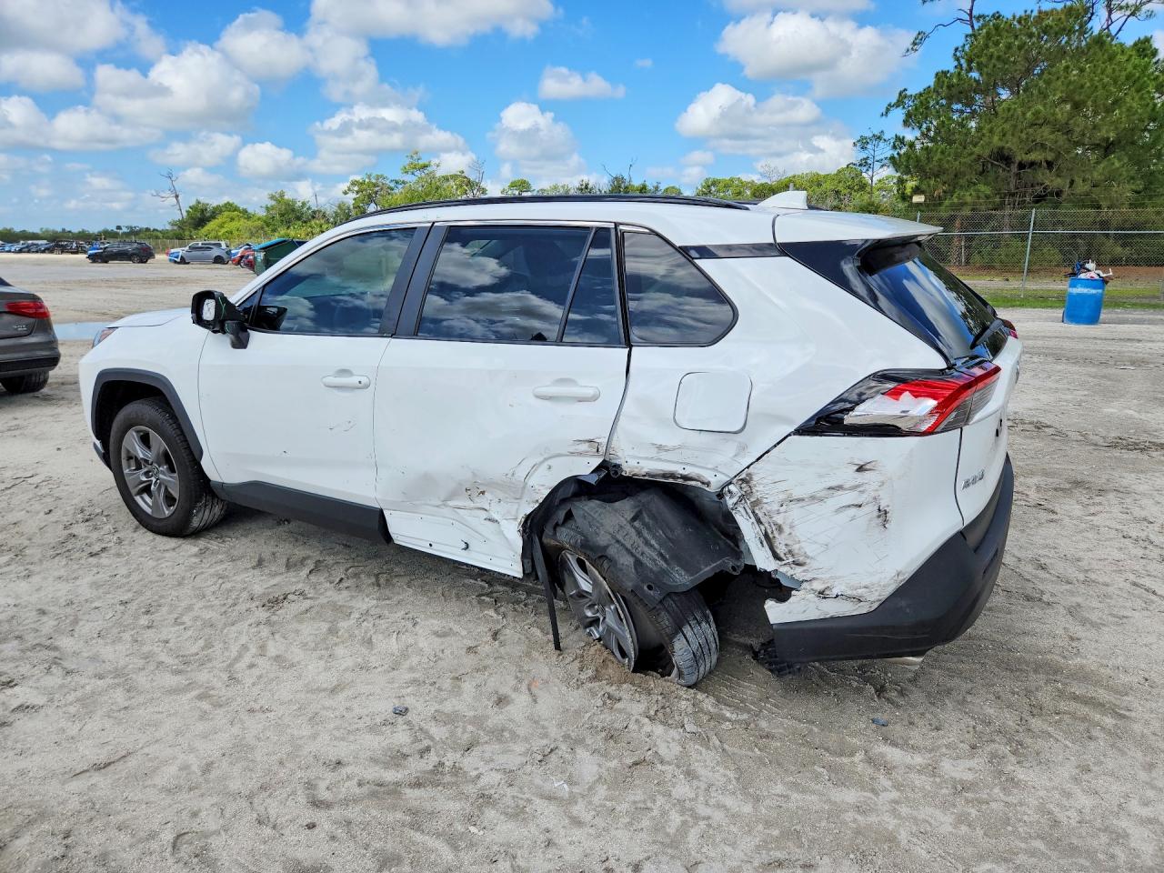 TOYOTA RAV4 HYBRID 2024 — 3