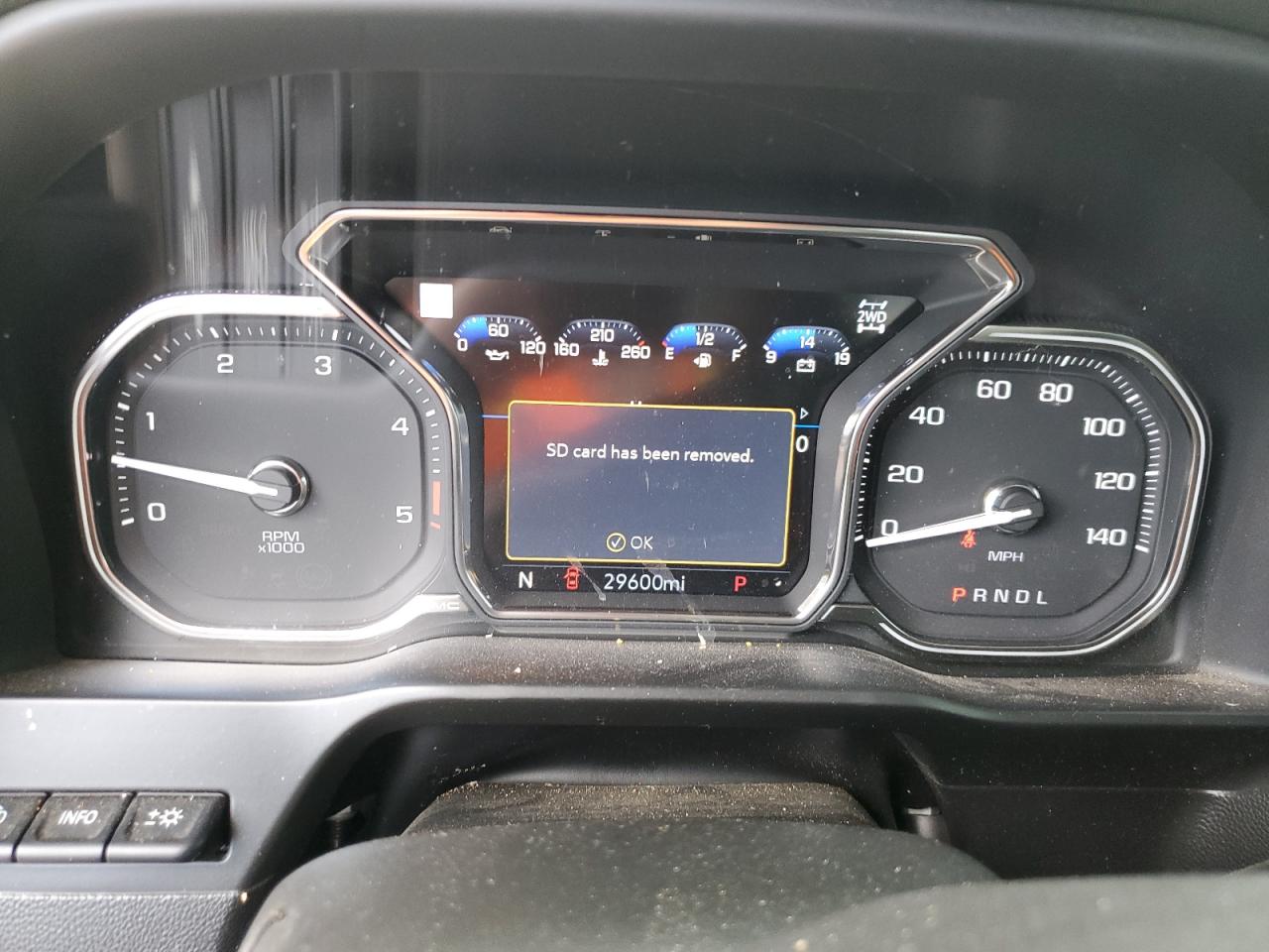 GMC SIERRA 2022 — 10