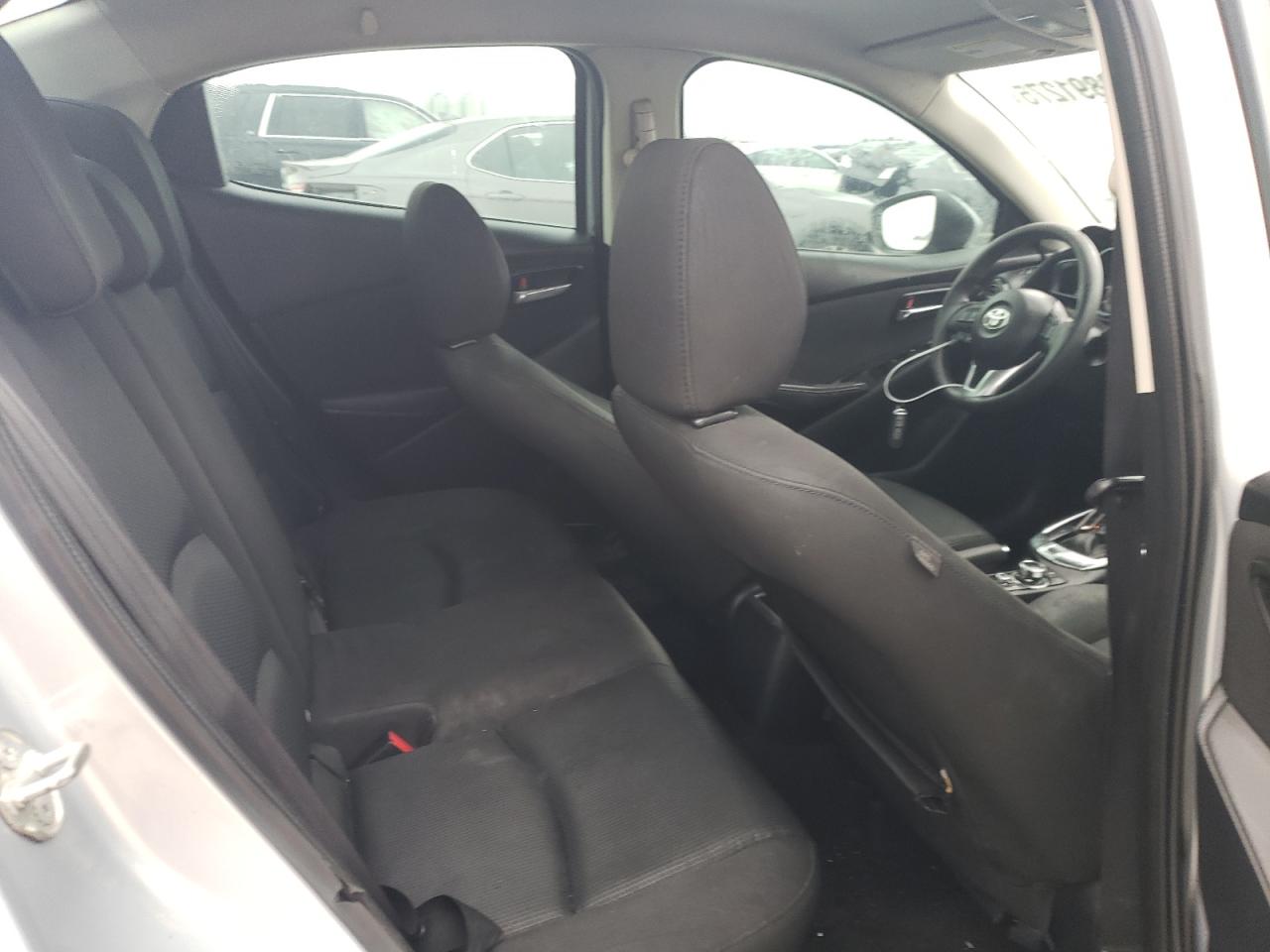 TOYOTA YARIS IA 2017 — 11