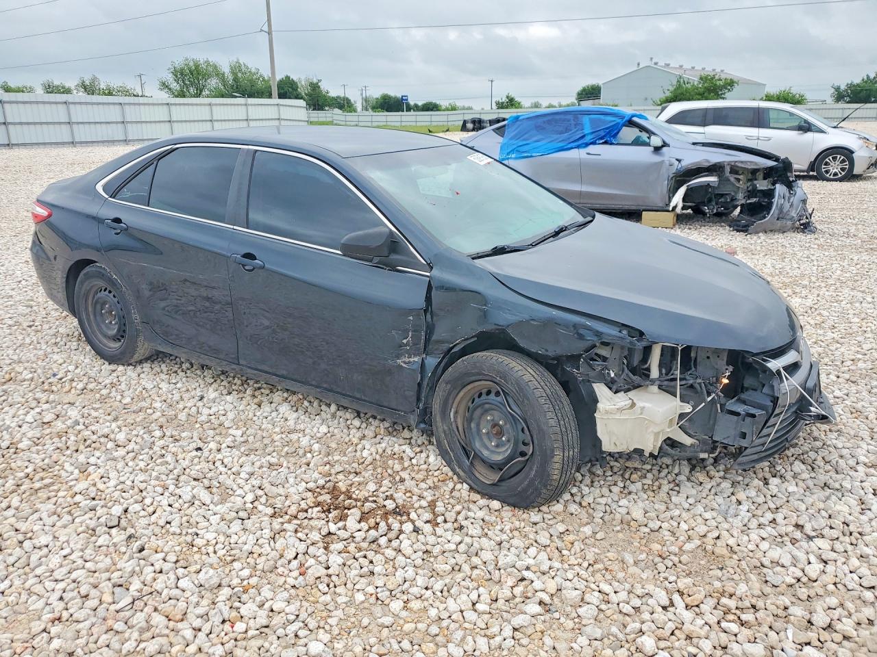 TOYOTA CAMRY 2015 — 5