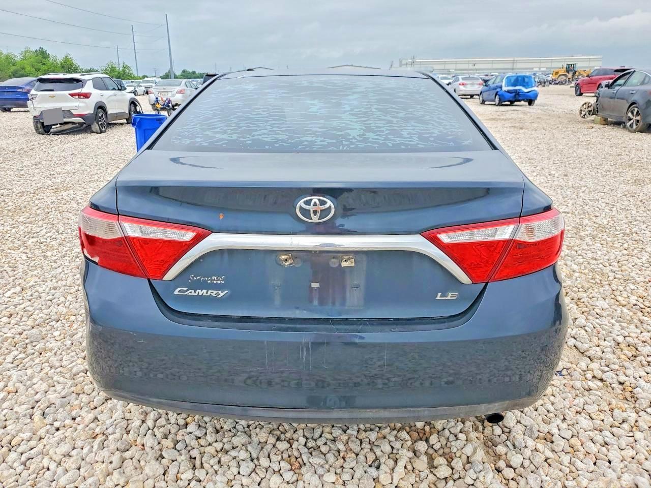 TOYOTA CAMRY 2015 — 7