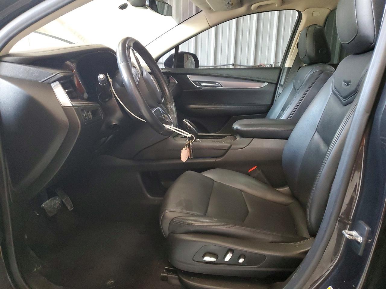 CADILLAC XT5 2019 — 8
