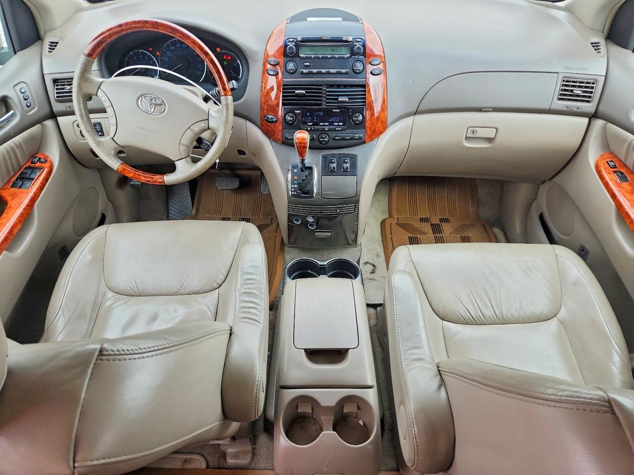 TOYOTA SIENNA 2008 — 9