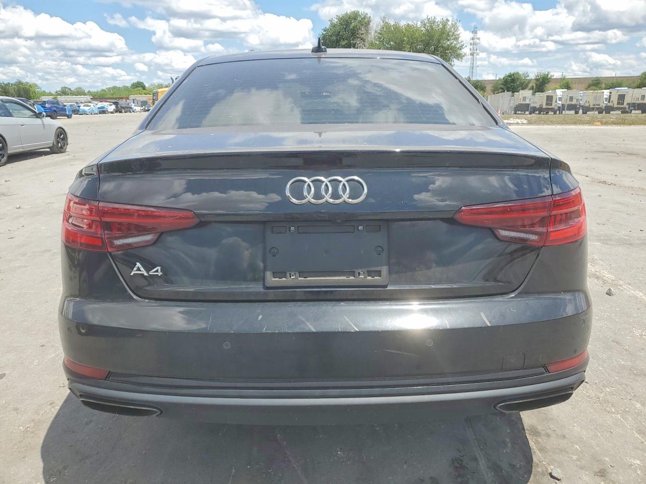 AUDI A4 2019 — 7