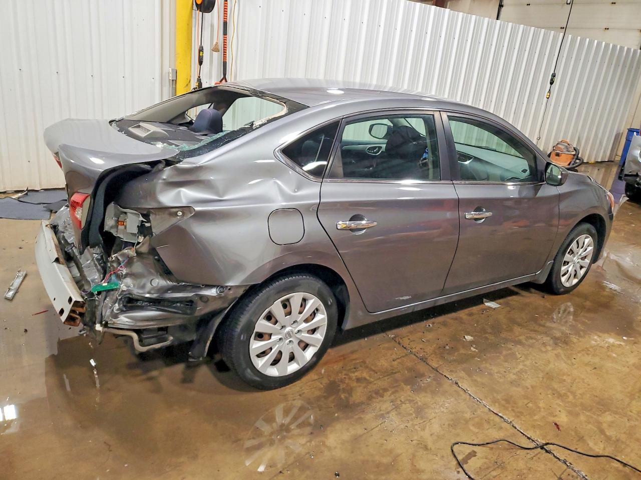 NISSAN SENTRA 2015 — 4