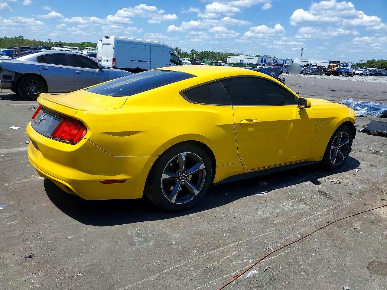 FORD MUSTANG 2016 — 4