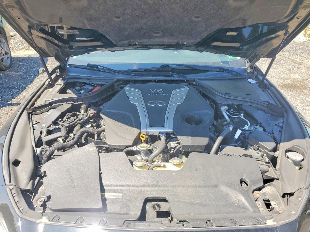 INFINITI Q50 2017 — 12