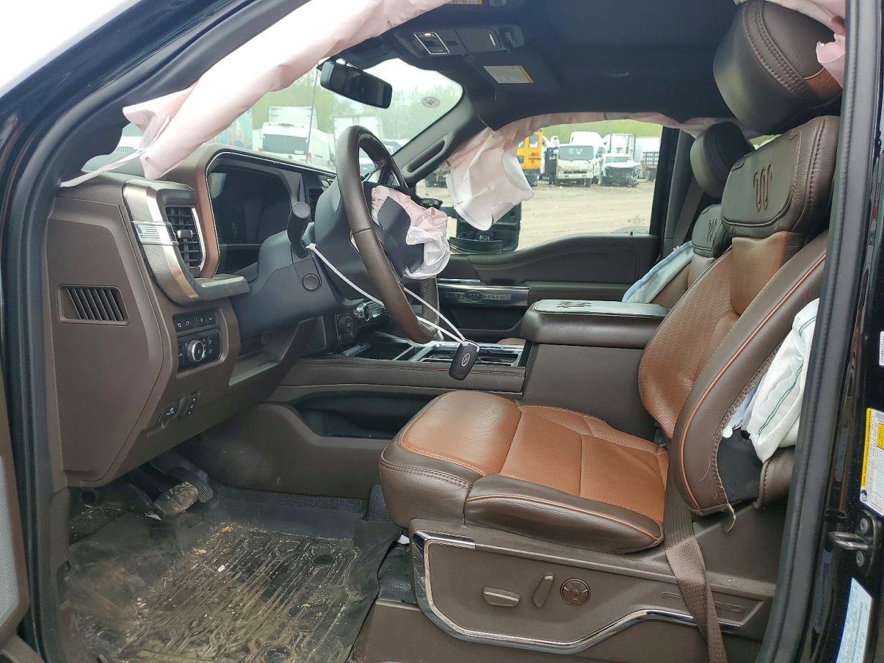 FORD F350 2024 — 8