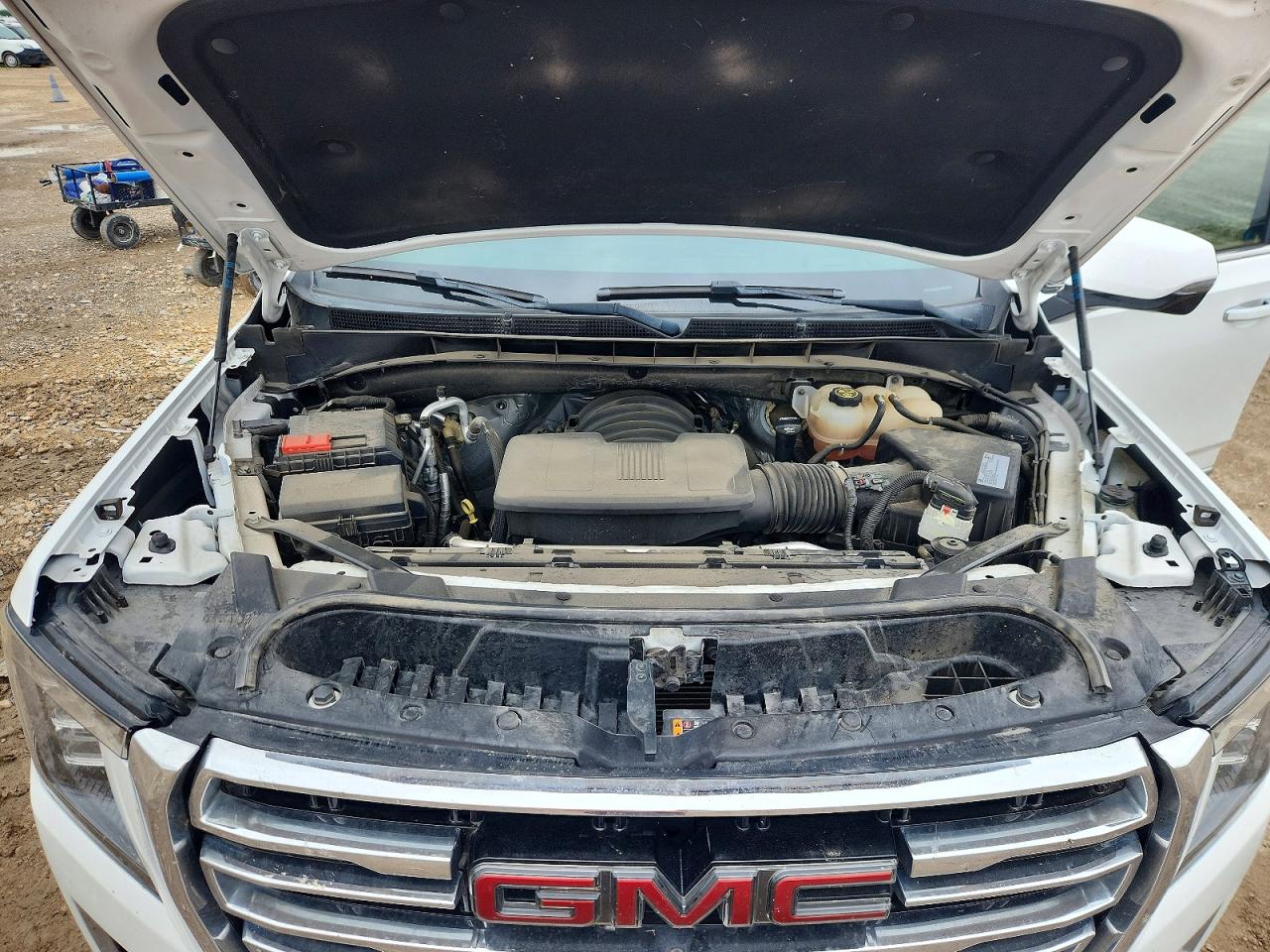 GMC YUKON XL 2021 — 13
