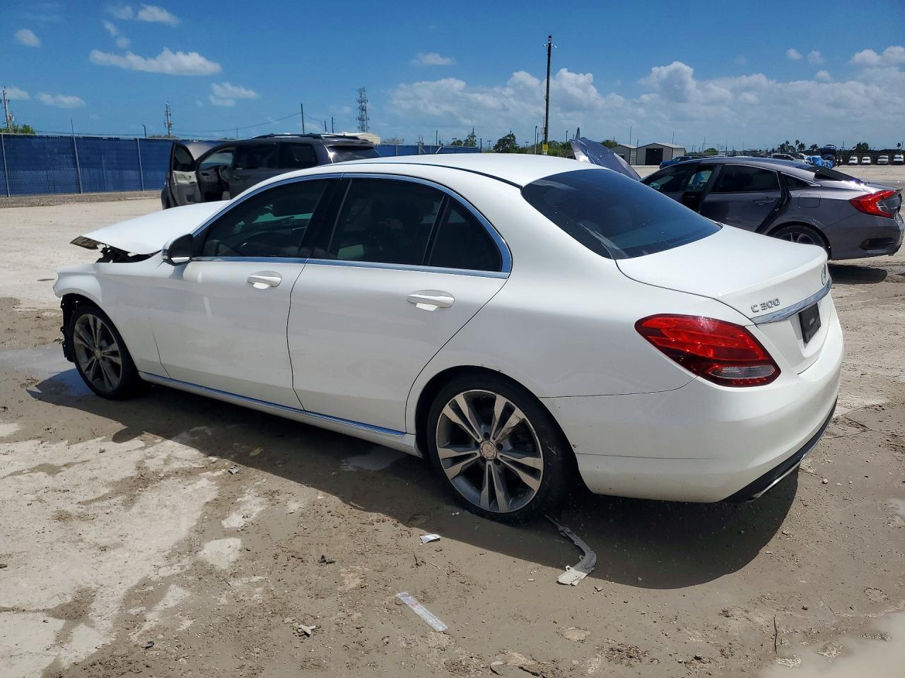 MERCEDES-BENZ C 2016 — 3