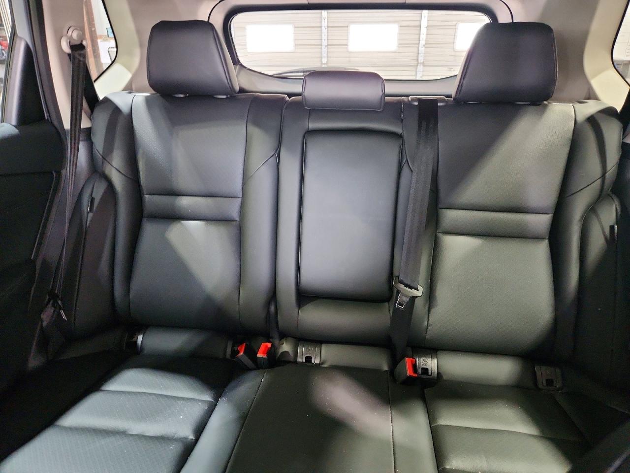 NISSAN ROGUE 2026 — 11