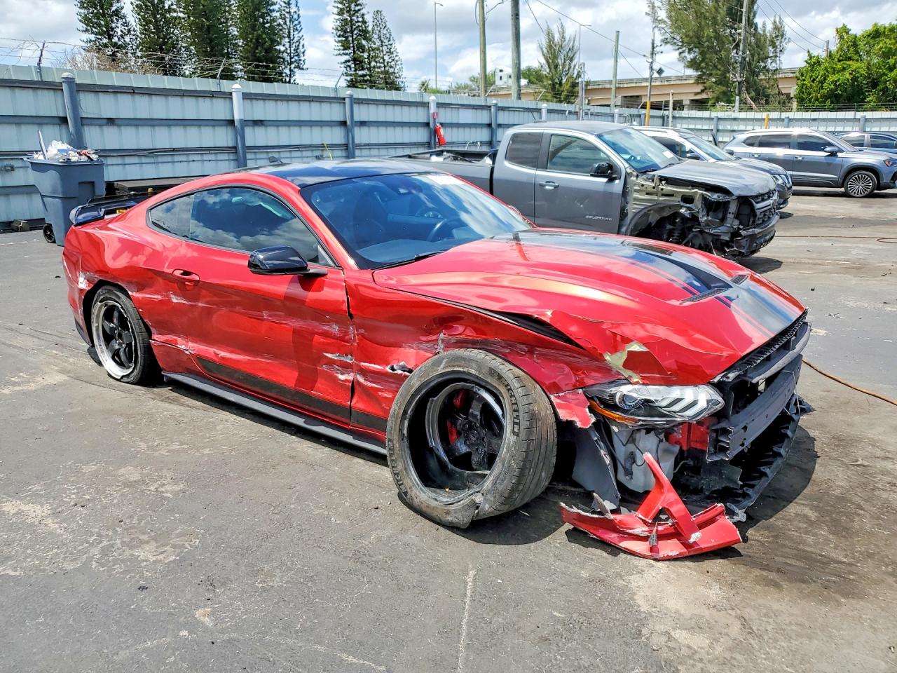 FORD MUSTANG 2022 — 5
