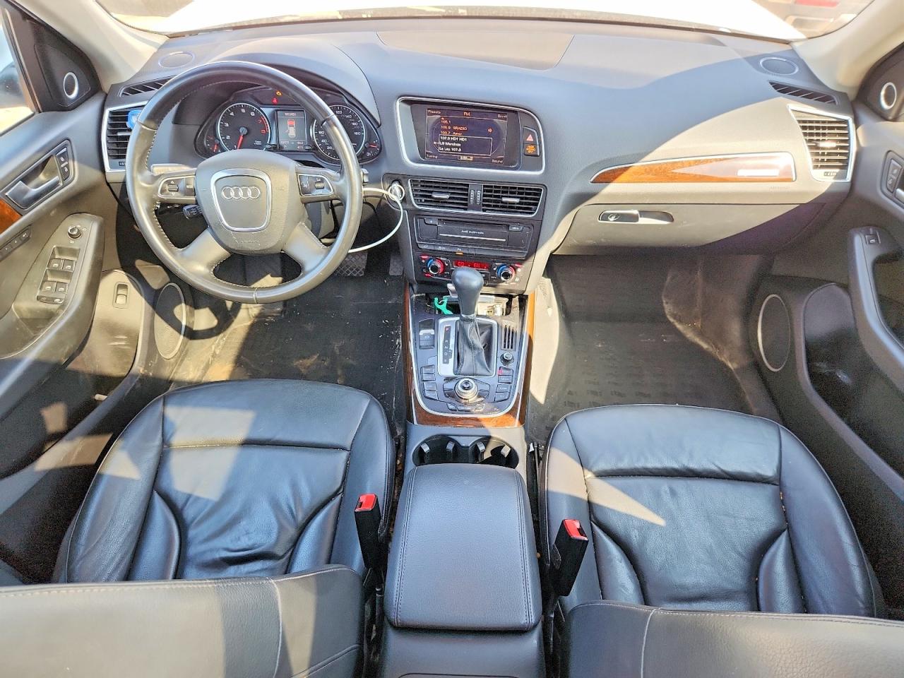 AUDI Q5 2011 — 9