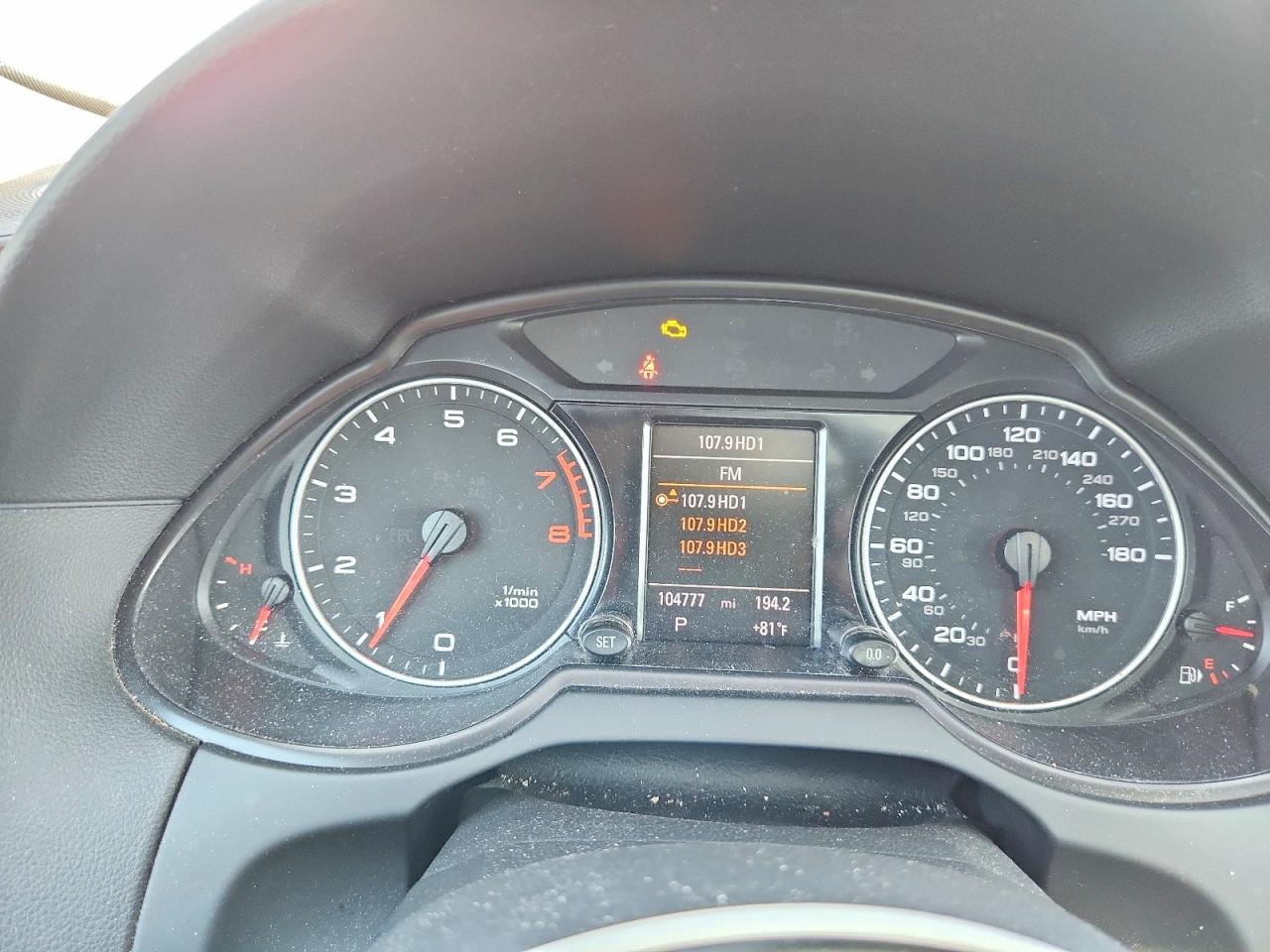 AUDI Q5 2011 — 10