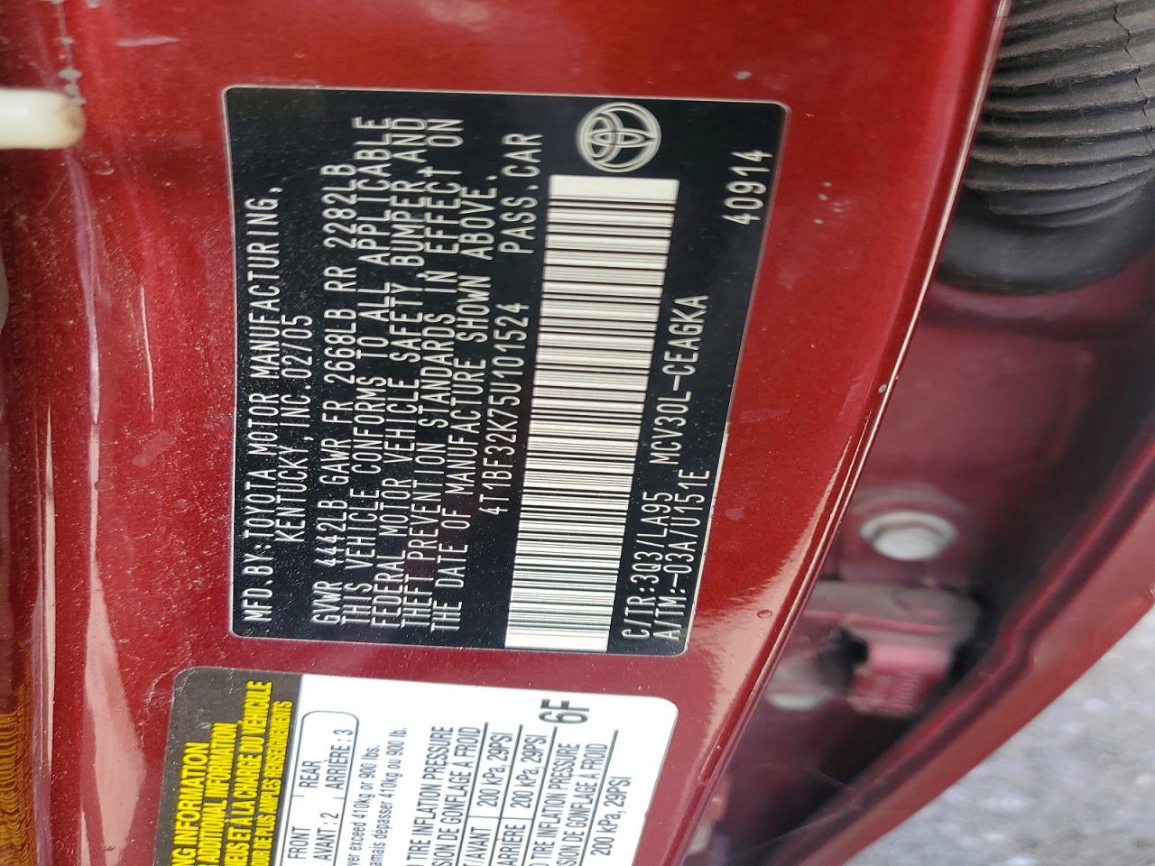 TOYOTA CAMRY 2005 — 13