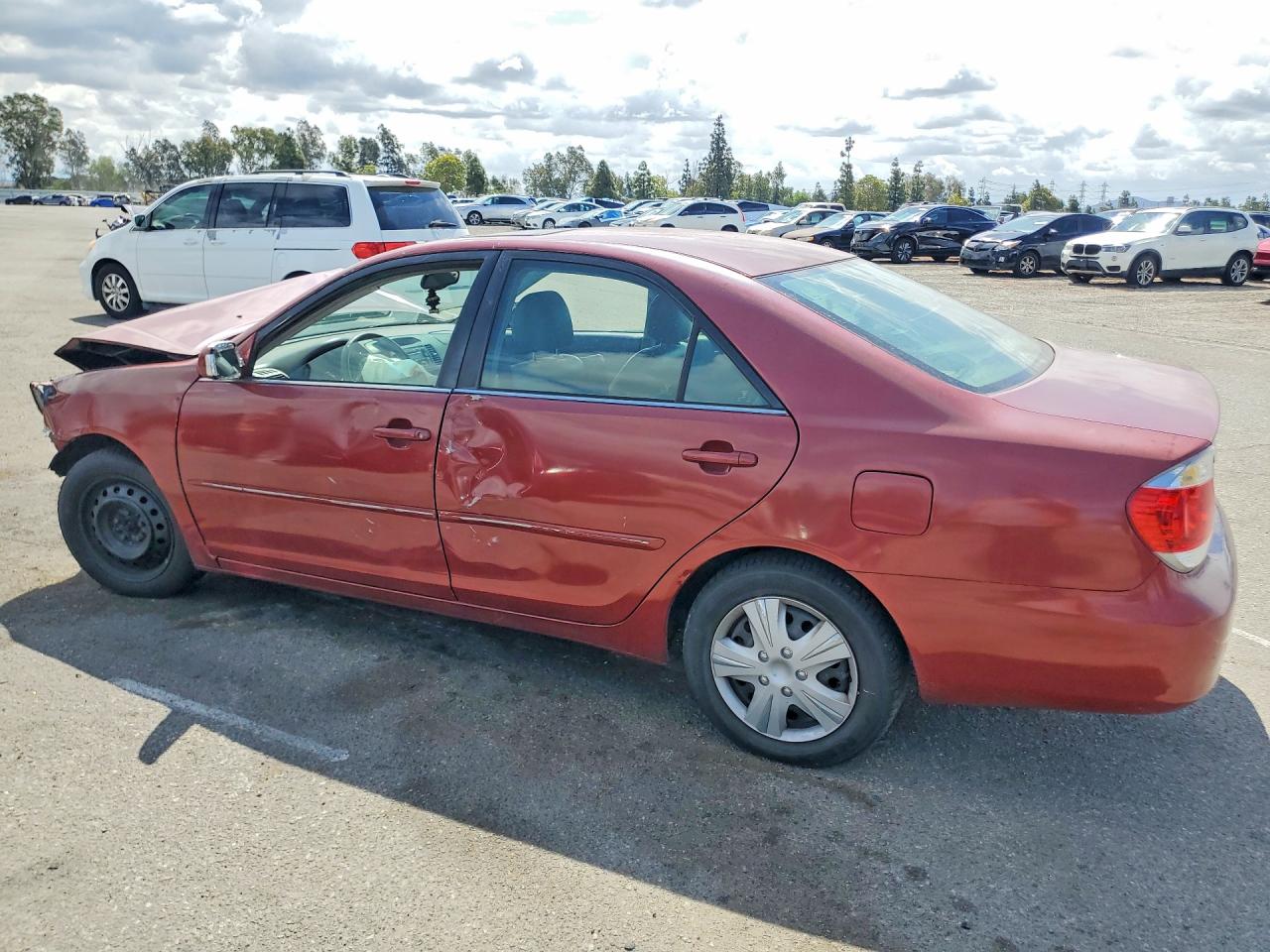 TOYOTA CAMRY 2005 — 3