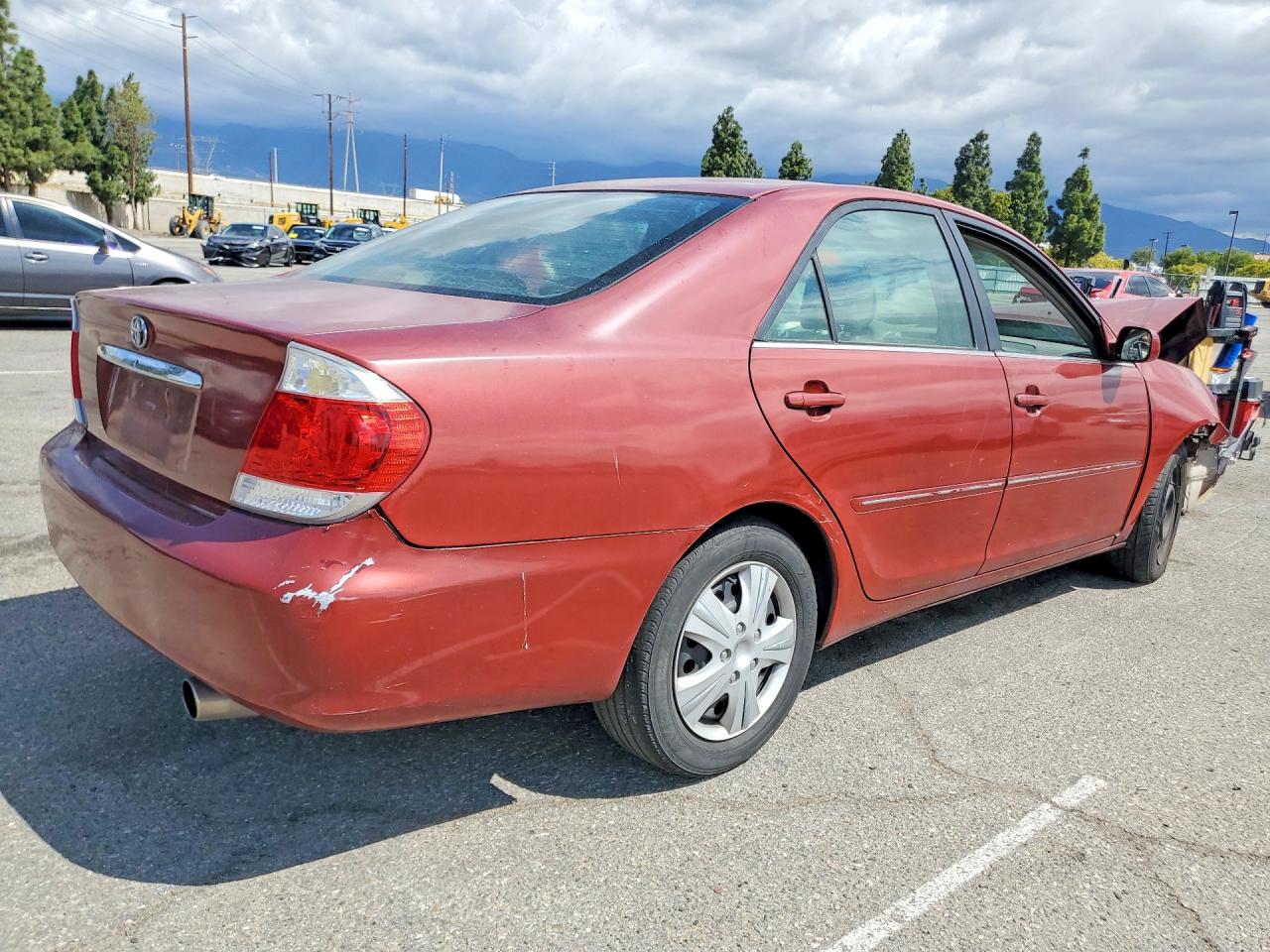 TOYOTA CAMRY 2005 — 4