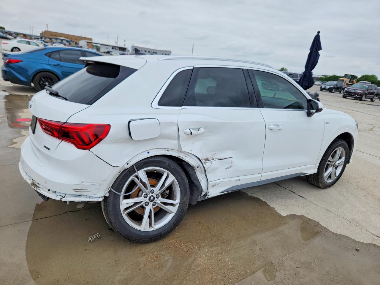 AUDI Q3 2022 — 4