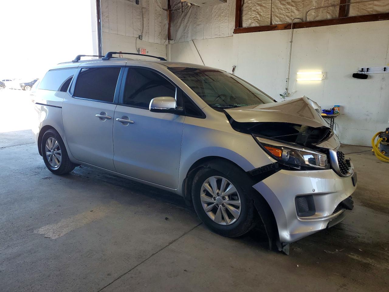 KIA SEDONA 2016 — 5